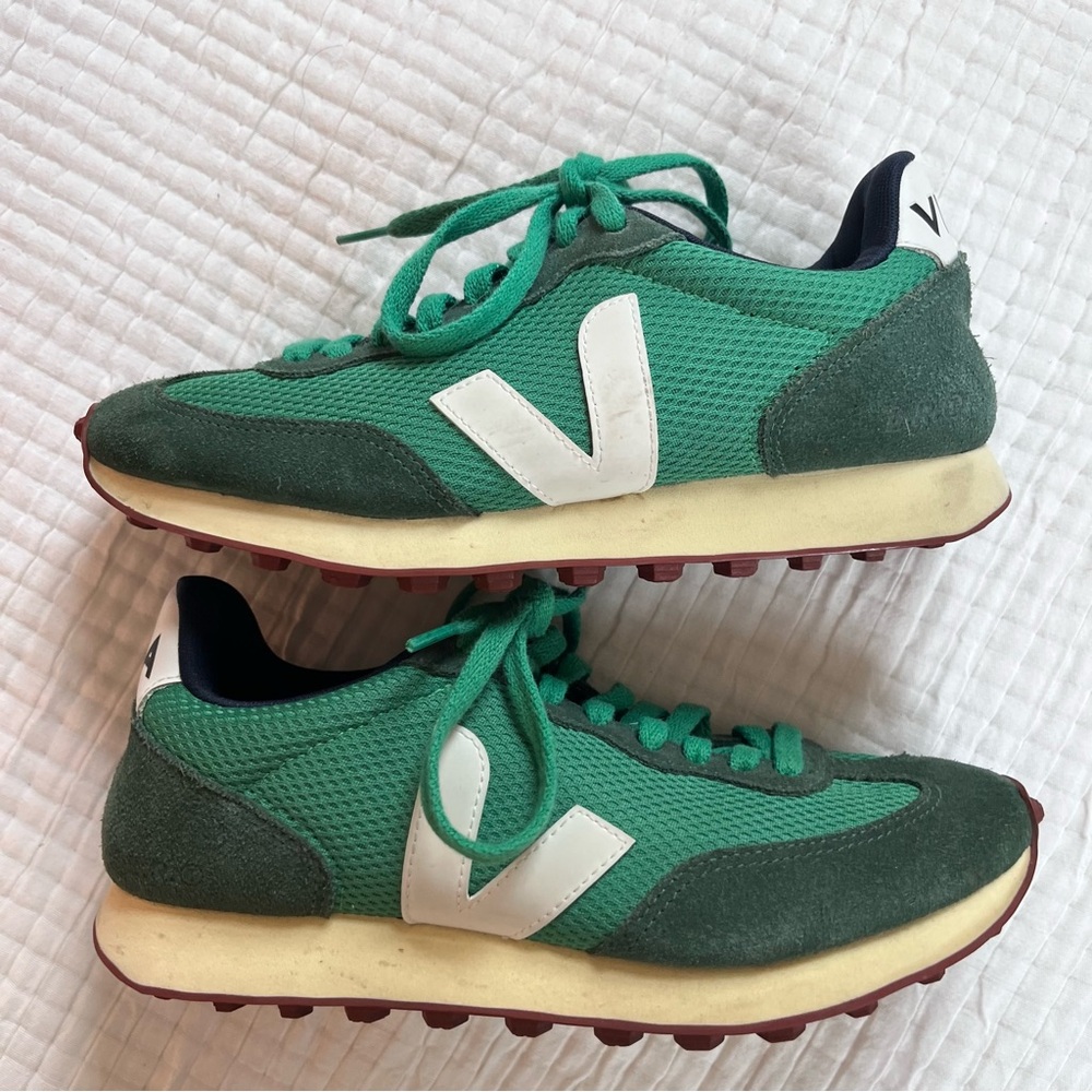 Veja Green Sneakers Size 7